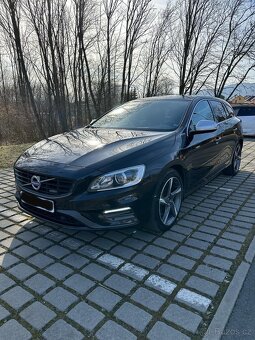 Volvo V60 2.4 D6 158 kW AWD R-DESIGN HYBRID - 2