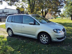 VW Touran 1.9 TDi 77 kW - 7 míst - 2