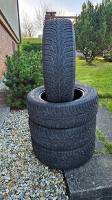 Nokian WR D4 - 215/65 r16 zimní (na dojetí) - 2