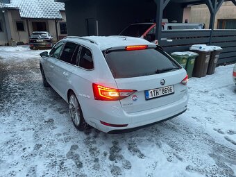 Škoda Superb 2.0 tdi /140 kw dsg Alcantara - 2