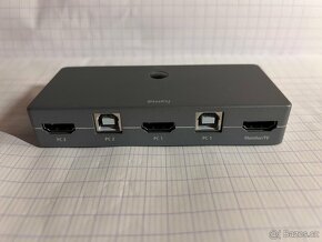 KVM (HDMI+USB) prepínač pre 2 PC na 1 monitor. V zaruke - 2