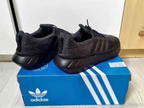 Nové adidas swift run 22 vel. 41,5 - 2