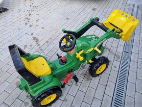 traktůrek JOHN DEERE s nakladačem, převod, brzda a gum. kola - 2