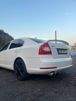 ŠKODA OCTAVIA II RS 2.0 TSI 147 kW 2011 - 2