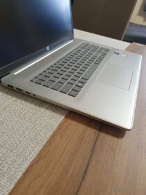 Zanovni HP Notebook 17,3 FHD i7 Turbo Boost 1TB RAM 16GB - 2