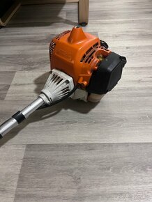 Prodám křovinořez STIHL fs235 - 2