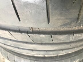 Letní pneu 255/35/19 dva kusy Michelin 85% vzorek - 2