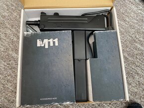 Airsoft M11, vesta, pouzdro, nabíječka - 2