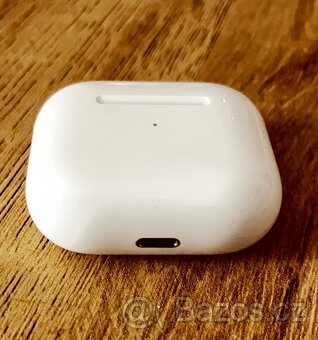 AirPods (3. generace) s Lightning nabíjecím pouzdrem - 2