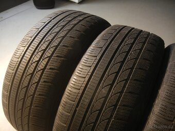 Zimní pneu Tracmax 215/55R17 - 2