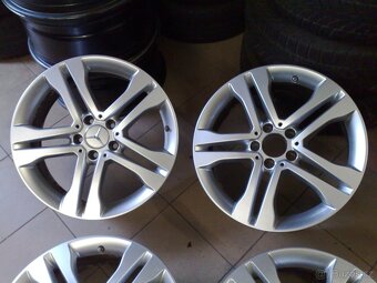 alu kola 5x112 r18 original mercedes gla - 2