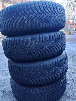 Ocelová kola 6x15 et43 5x112+zimní pneu 195/65/15 hankook - 2