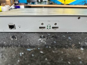 Profesionální POE switch Allied Telesis 24port - 2