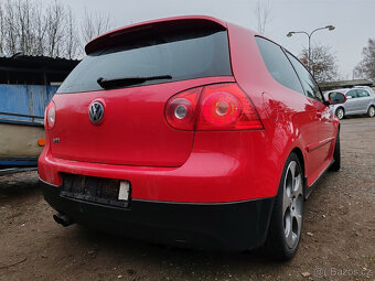 VW VOLKSWAGEN GOLF  5 GTI  -  2,0TFSi  147kW   PRVNÍ MAJITEL - 2