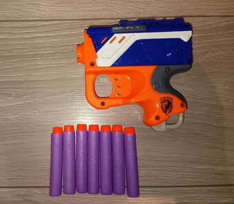 Nerf N Strike Elite reflex blaster + 7 nábojů - 2