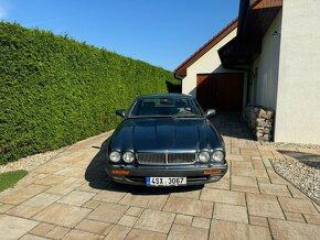 Jaguar XJ12 6.0 V12  229KW  X305 X300 - 2