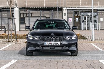 BMW Rad 3 Touring 320d xDrive A/T - 2