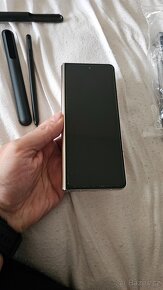 Samsung Galaxy Z Fold 4 12/256GB - TOP Stav - 2