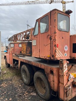 Autojerab Tatra 148 - 2