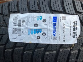 Zimní pneu Nokian 235/65 R16 C - 2