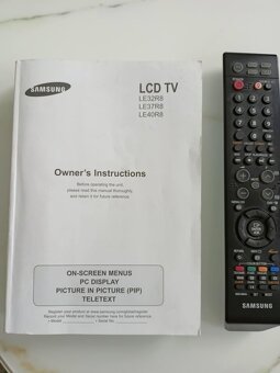 Samsung LCD TV (40 inch / 100 cm) - 2