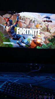 Fortnite trenér Hraju na PC - 2