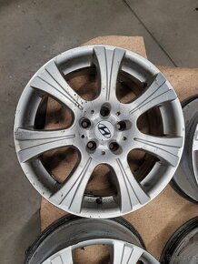 Prodám originální sadu alu disků 5x114,3 r18 HYUNDAI - 2