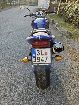 Honda hornet 600 - 2