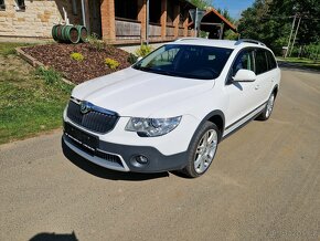 Škoda Superb Combi 2 SCOUT 2,0 TDI 125 KW - 2