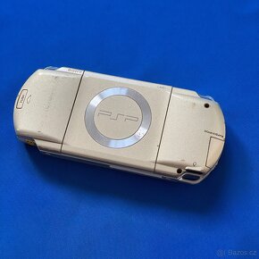 Sony PSP 1000 Gold - 2