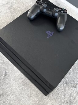 SONY PLAYSTATION 4 PRO + ovladač - 2