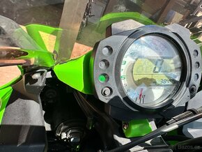 Kawasaki Ninja ZX-10R - 2