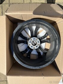 Originální alu disk na BMW X1 a X2 R19 M-Paket - 2