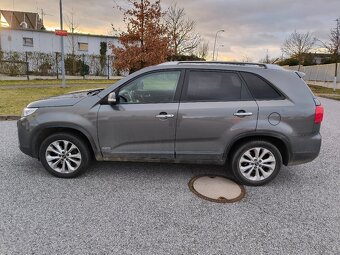 KIA SORENTO 2.2 CRDi 145kw, 4WD, r.v. 2014, DOBRÝ STAV - 2