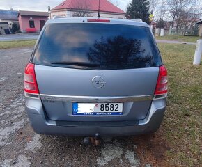 Opel Zafira 1.8 - 2