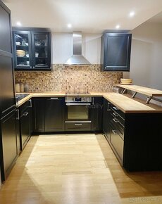 Pronájem bytu 3+kk/B 69m², ul. Pod Dvorem, Praha 6 - Velesla - 2