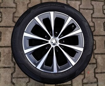 Alu kola Škoda Yeti, Octavia Scout 5x112 R17 Krásná sada - 2