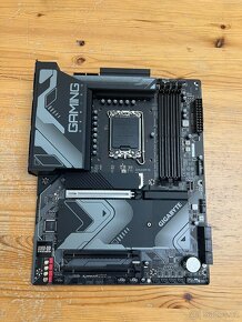 GIGABYTE Z790 GAMING X AX Socket 1700 Funkční,Záruka - 2