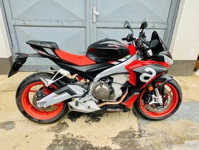 Aprilia Tuono 660, možnost splátek a protiúčtu - 2