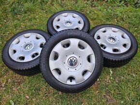 Kompletní zimní ocelová kola VOLKSWAGEN - 205/55 R16 - 5x112 - 2