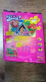 Totally Spies puzzle - 2