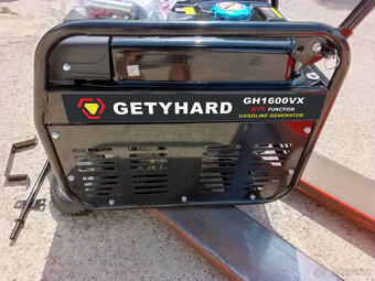 Elektrocentrála model GETYHARD GH1600VX - 2