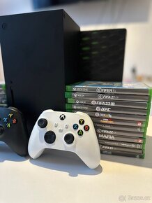 Xbox Series X + 2 Ovladače + Hry - 2