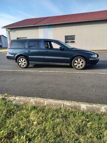 Volvo V70 2.4D 120kw pětiválec rok 2002 bez DPF filtru - 2