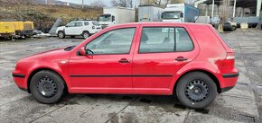 VW GOLF 4 OCEAN 1,4MPI 5ti dveř 2003 BEZ KOROZE - 2