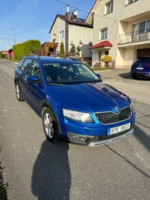 ŠKODA OCTAVIA SCOUT 2,0 TDI 110 kw 2015 4x4 - 2