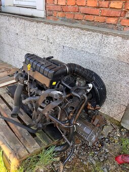 Ford transit motor 2.5td - 2