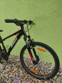 Značkové kolo SPECIALIZED 24" (černá/červená) III - 2