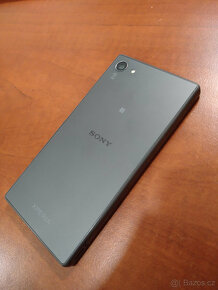 Sony Xperia Z5 Compact - 2