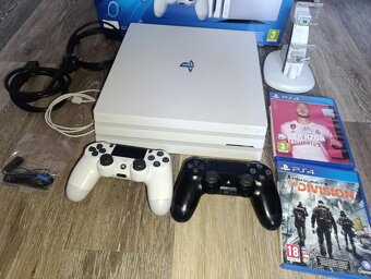 PS4 1tb Pro - 2